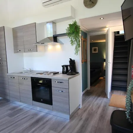 Tiny House Camping *